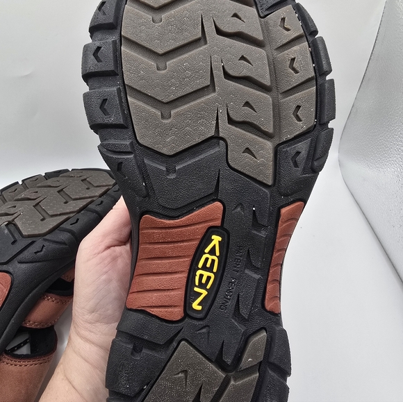 New With Flaws KEEN Brown Leather Hiking Sandals For Ladies. Size 8.5 - Picture 7 of 12